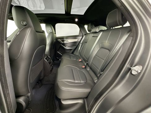 Certified 2026 Jaguar F-PACE R-Dynamic S AWD/4WD image 23