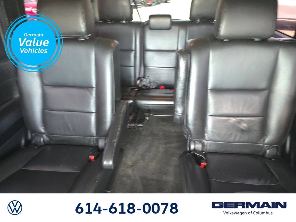 Used 2012 Toyota Sequoia SR5 w/ Sport Appearance Pkg AWD/4WD image 17