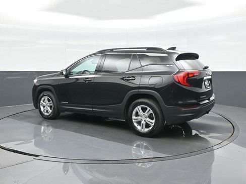 Used 2020 GMC Terrain SLE w/ Driver Convenience Package FWD image 5