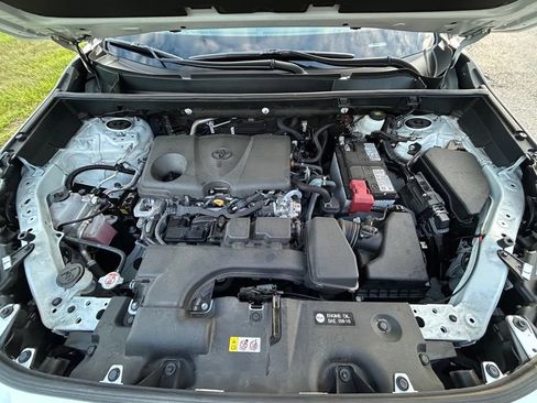 Certified 2025 Toyota RAV4 XLE FWD image 12