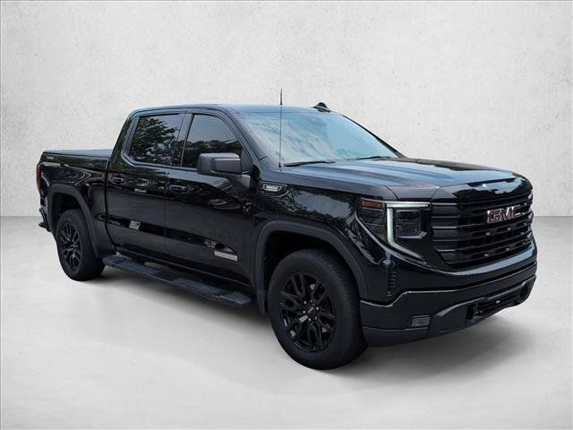 Used 2025 GMC Sierra 1500 Elevation AWD/4WD image 2