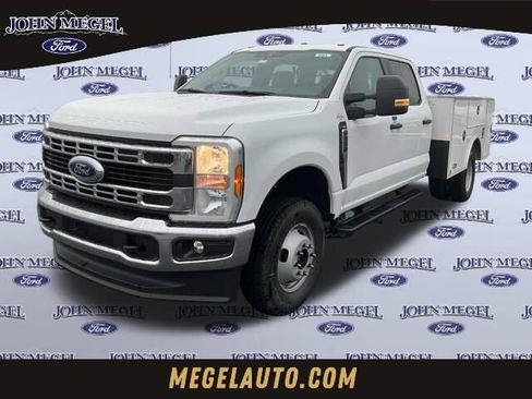 New 2026 Ford F350 XL w/ XL Chrome Package AWD/4WD image 1