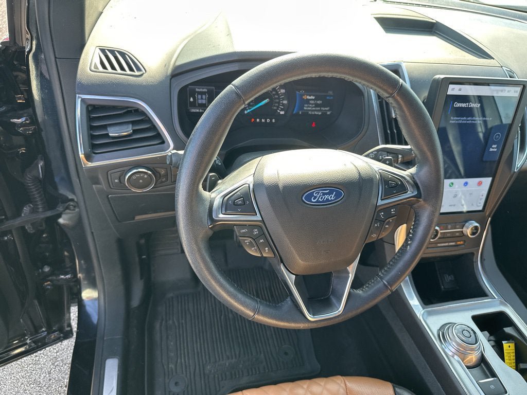 Used 2024 Ford Edge Titanium w/ Titanium Elite Package AWD/4WD image 14
