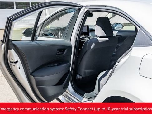 Used 2024 Toyota Corolla LE FWD image 24