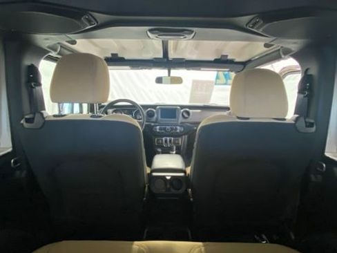 Used 2022 Jeep Wrangler Sport S image 23
