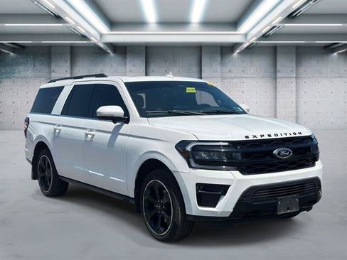 Used 2023 Ford Expedition Max Limited AWD/4WD image 29