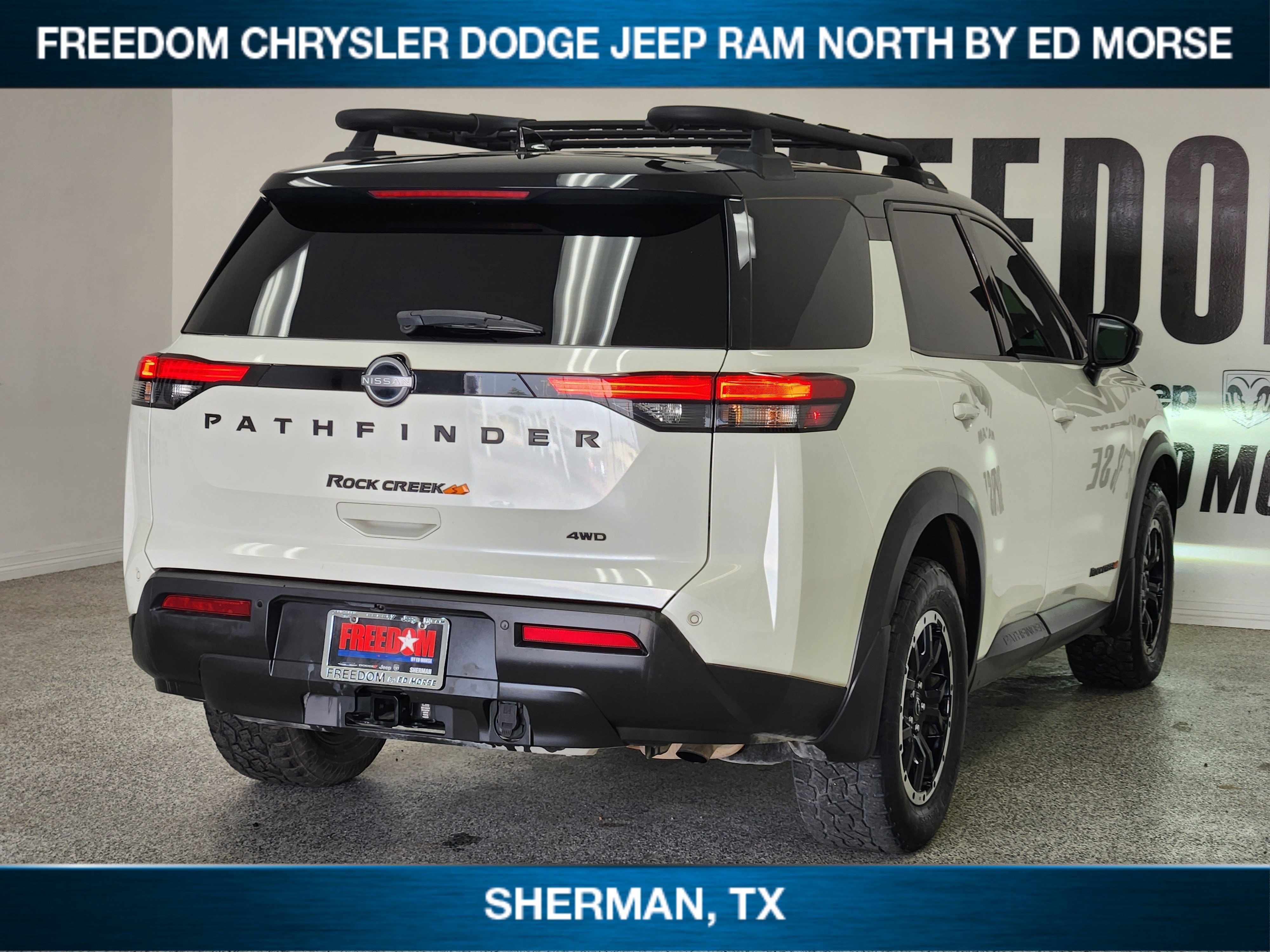 Used 2023 Nissan Pathfinder Rock Creek AWD/4WD image 4