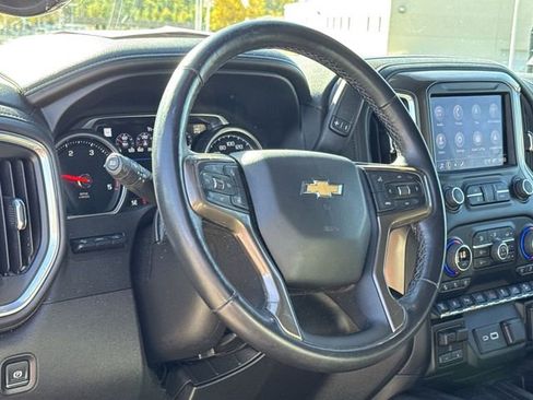 Used 2022 Chevrolet Silverado 3500 High Country w/ Z71 Off-Road Package image 32