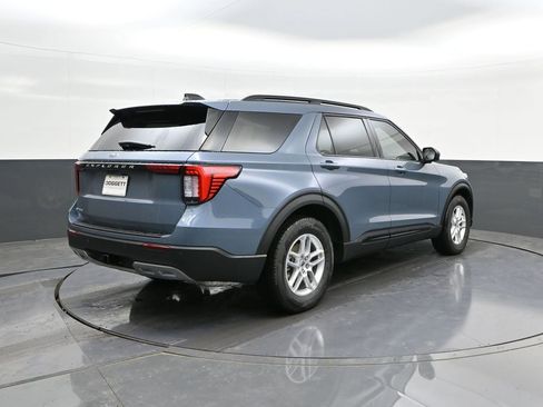 New 2026 Ford Explorer Active w/ Active Comfort Package RWD image 11