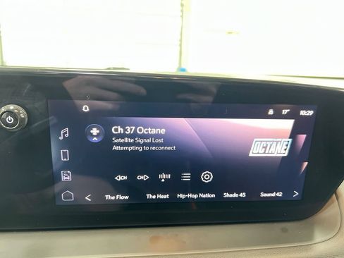 Used 2025 Buick Encore GX Preferred FWD image 13