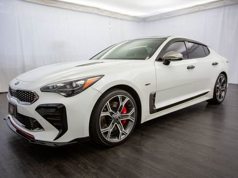 Used 2020 Kia Stinger GT1 image 29