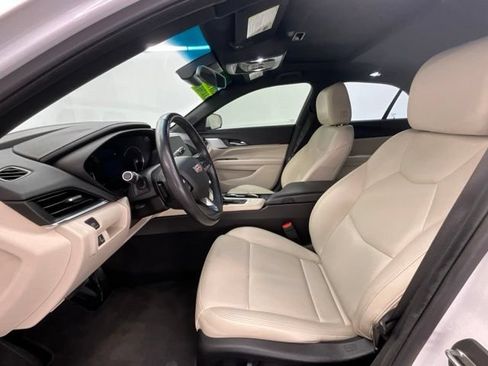 Used 2021 Cadillac CT4 Luxury w/ Sun And Sound Package RWD image 18