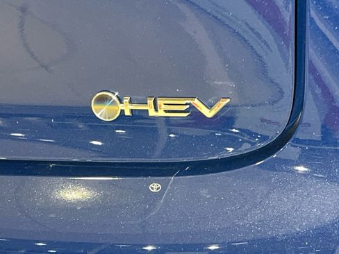 New 2026 Toyota Prius XLE image 9