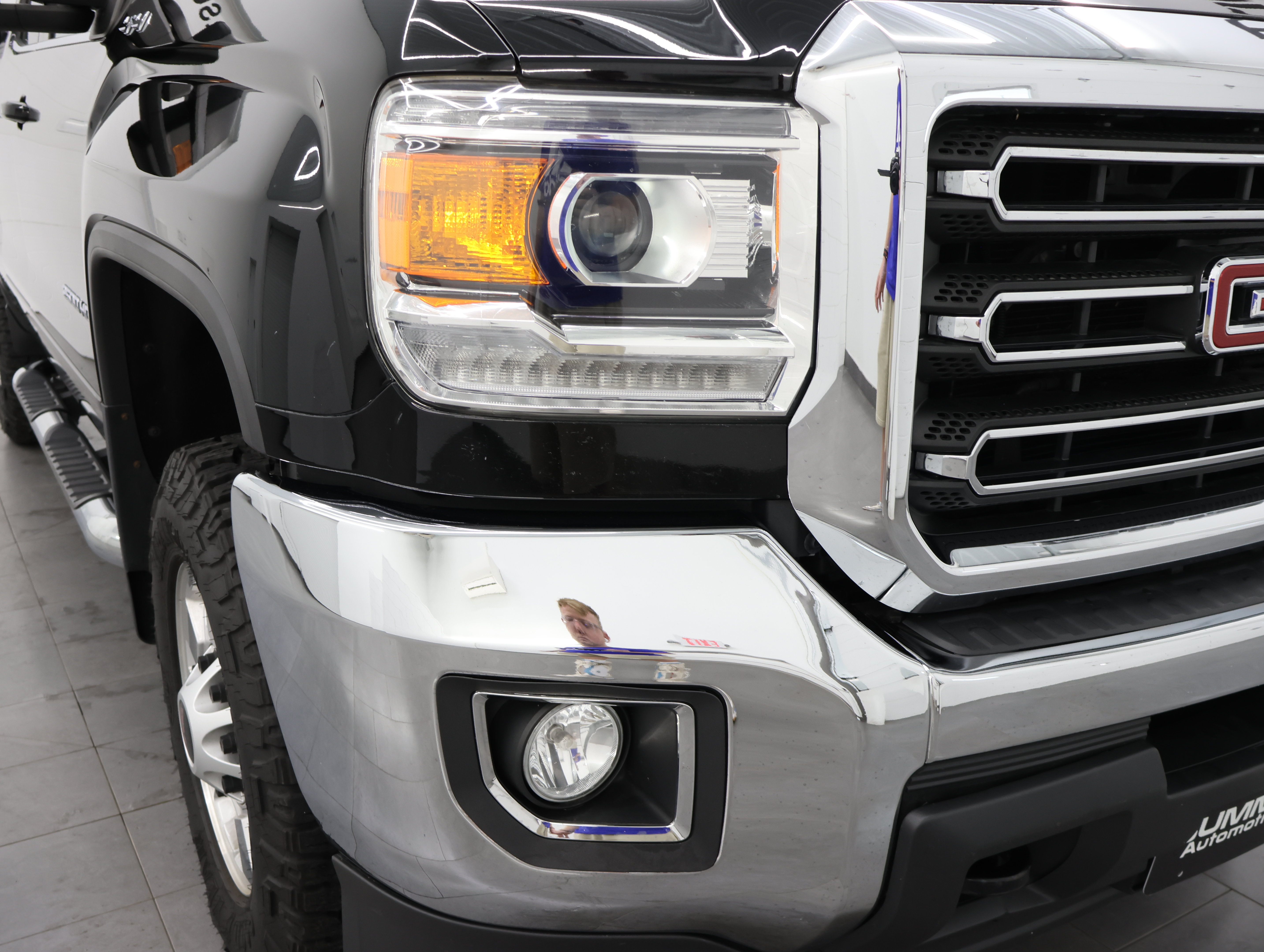 Used 2018 GMC Sierra 2500 SLE w/ HD SLE Preferred Plus Package AWD/4WD image 21
