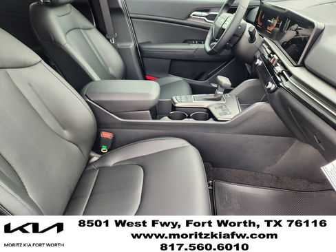 New 2026 Kia Sportage EX FWD image 10