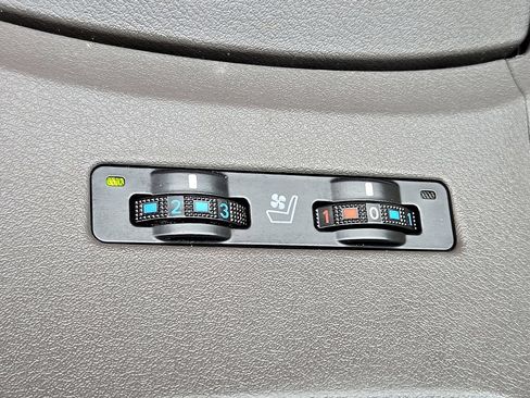 Used 2010 Lexus ES 350 FWD image 26