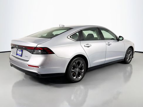 Certified 2024 Honda Accord EX-L image 5