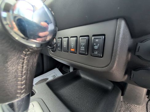 Used 2016 Nissan Frontier PRO-4X w/ Pro-4x Luxury Package AWD/4WD image 26