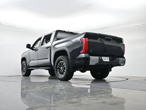 Used 2022 Toyota Tundra SR5 w/ TRD Off-Road Package AWD/4WD image 32