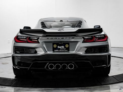 Used 2024 Chevrolet Corvette Z06 image 14