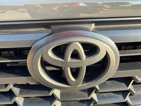 Used 2024 Toyota Tacoma TRD Sport RWD image 14