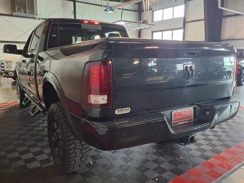 Used 2018 RAM 2500 Laramie w/ Sport Appearance Group AWD/4WD image 5