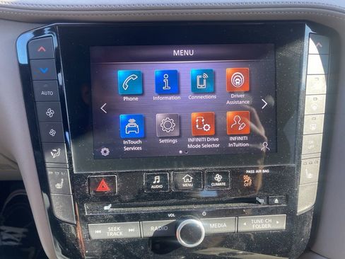 Used 2023 INFINITI QX50 Luxe image 32