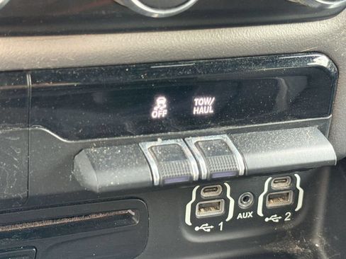 Used 2019 RAM 1500 Big Horn AWD/4WD image 20