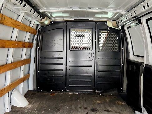 Used 2020 Chevrolet Express 2500 w/ Driver Convenience Package image 21