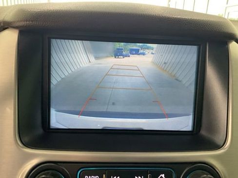 Used 2018 GMC Yukon SLT w/ Premium Edition RWD image 15