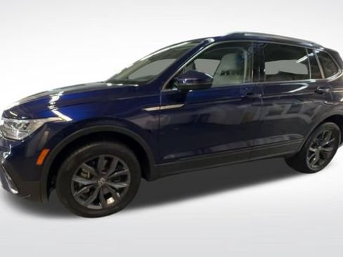 Used 2023 Volkswagen Tiguan SE FWD image 5
