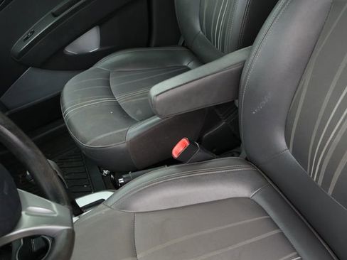 Used 2014 Chevrolet Spark LS FWD image 18