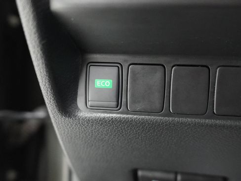 Used 2016 Nissan Rogue S w/ Appearance Package FWD image 15