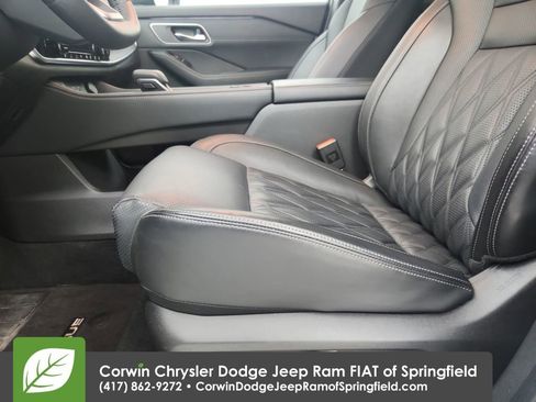Used 2026 Nissan Rogue Platinum w/ Platinum Premium Package AWD/4WD image 20