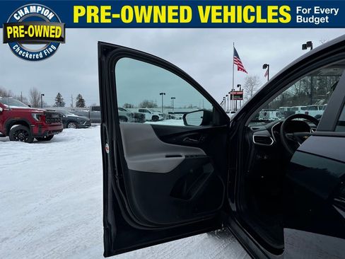 Used 2020 Chevrolet Equinox LS image 14