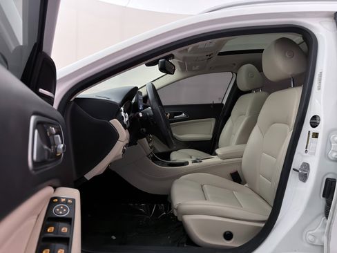 Used 2020 Mercedes-Benz GLA 250 GLA250 4MATIC image 18