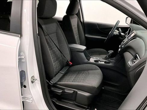 Used 2024 Chevrolet Equinox LT w/ LPO, Floor Liner Package image 8