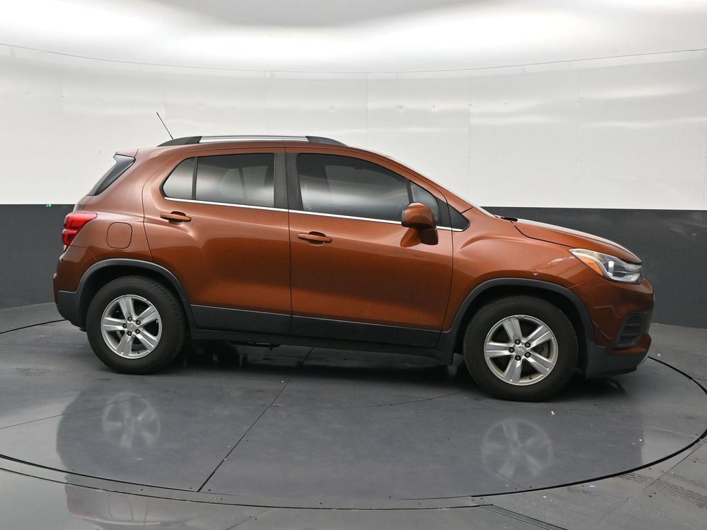 Used 2019 Chevrolet Trax LT FWD image 6