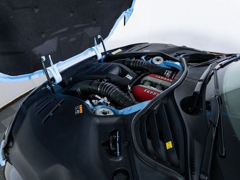 Used 2025 Ferrari Purosangue image 26