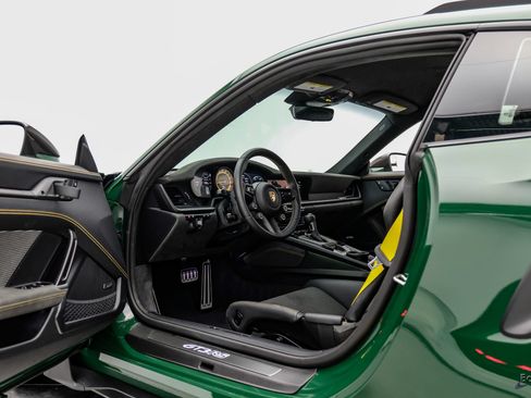 Used 2025 Porsche 911 GT3 RS RWD image 47