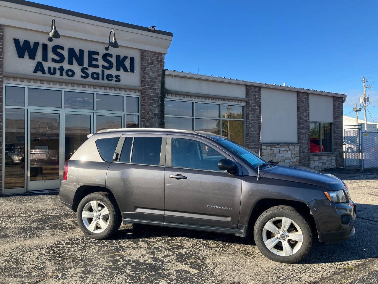 Used 2016 Jeep Compass Sport w/ Power Value Group AWD/4WD image 2