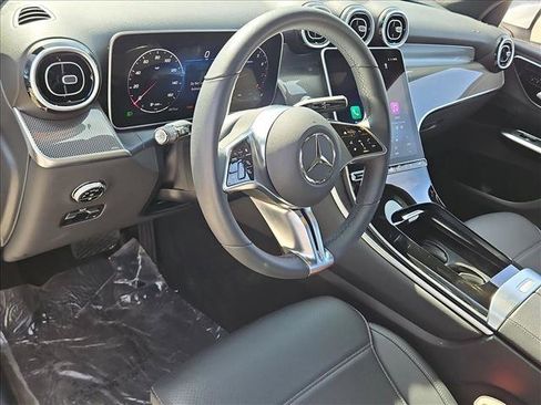 Certified 2026 Mercedes-Benz GLC 300 image 10