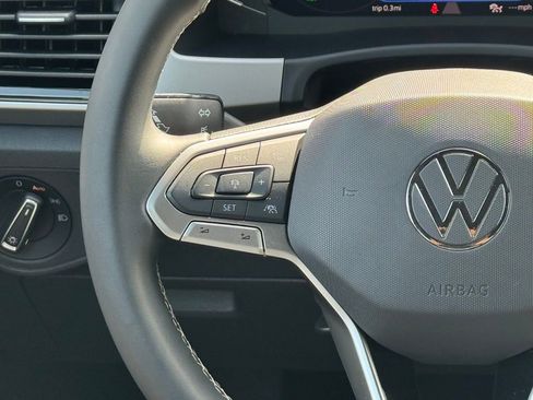 Used 2021 Volkswagen Atlas Cross Sport SEL AWD/4WD image 19