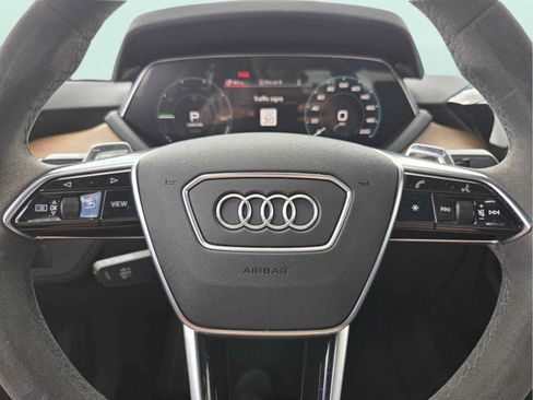 Used 2022 Audi e-tron GT Premium Plus AWD/4WD image 36