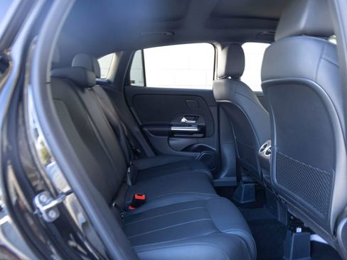 Used 2026 Mercedes-Benz GLA 250 image 24