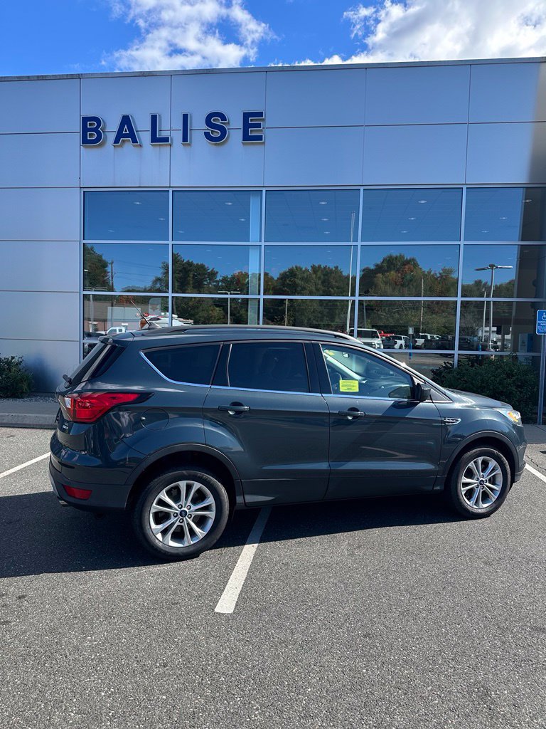 Used 2019 Ford Escape SEL AWD/4WD image 3
