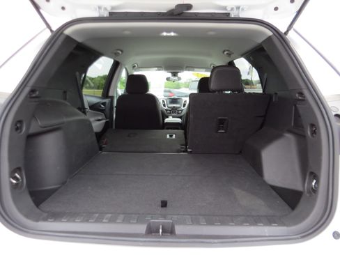 Used 2022 Chevrolet Equinox LT FWD image 13