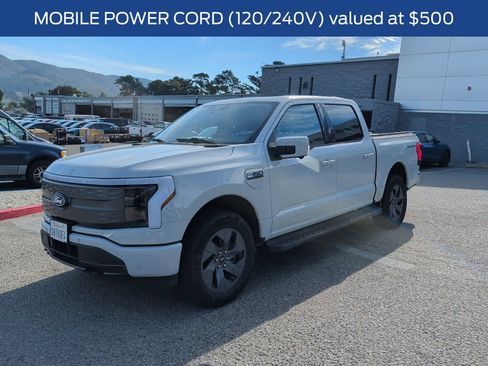 Used 2024 Ford F150 Lightning Lariat AWD/4WD image 4