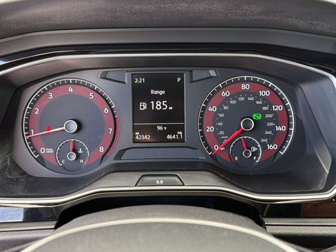 Used 2020 Volkswagen Jetta R-Line FWD image 21