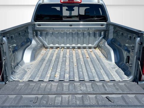 Used 2025 Chevrolet Colorado LT w/ LT Convenience Package AWD/4WD image 25